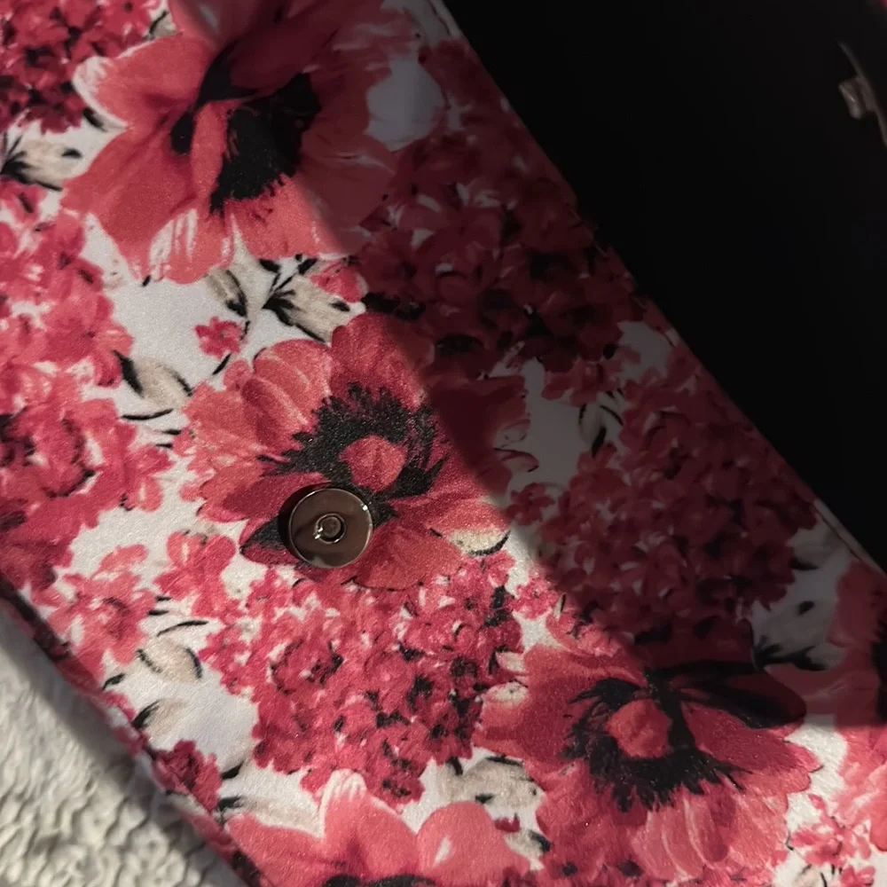 WHBM Floral Clutch with Shoulder Chain Strap - Picture 7 of 10